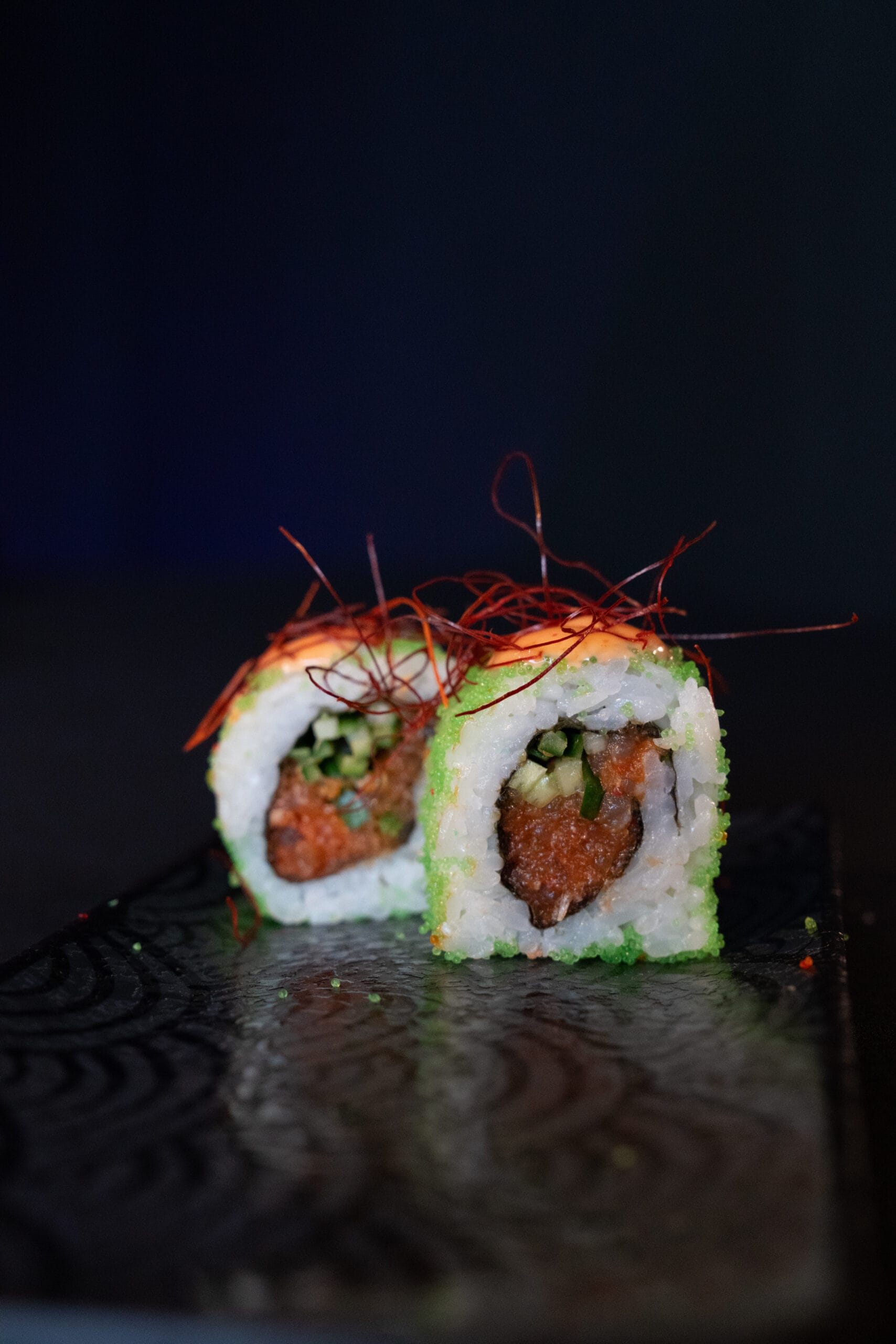 Spicy Tuna Ura Maki - Image 2