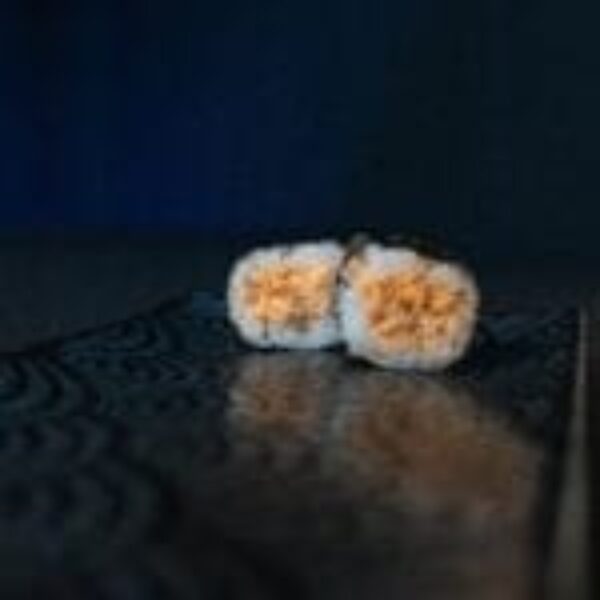 Spicy Salmon Hoso Maki