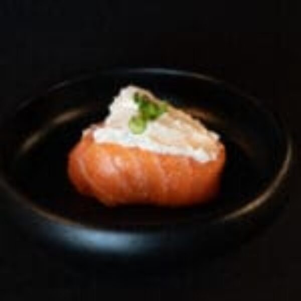 Lachs Käse Gunkan