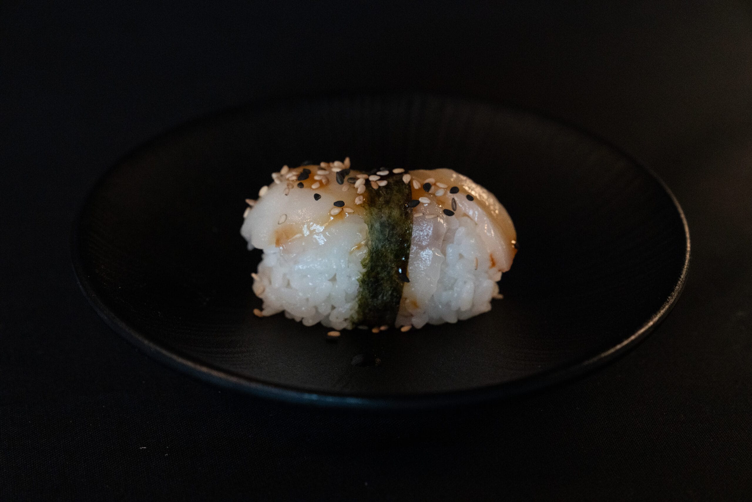 Hotatagai Nigiri